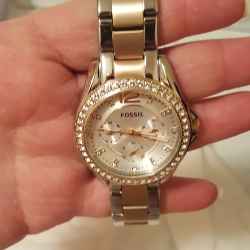 07:07  Fossil Stainless Steel Two Tone Bracelet Watch